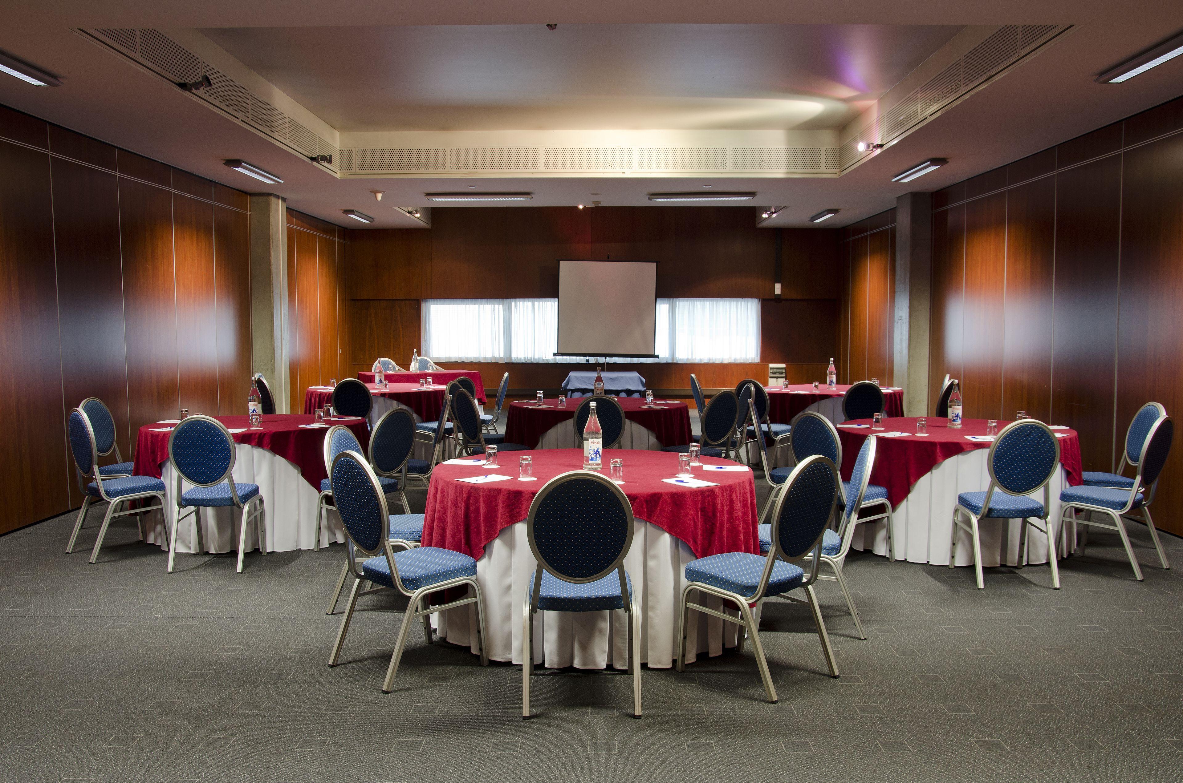 Vip Executive Arts Hotel — Photos 1